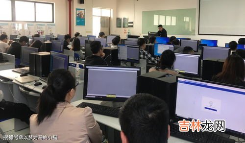 女生大学毕业找工作太难，该如何解决,毕业生找工作很难选择怎么办？