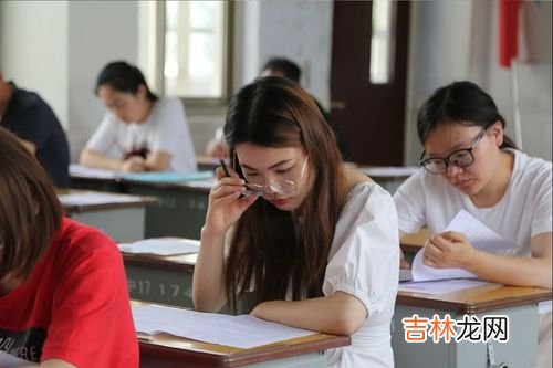 女生大学毕业找工作太难,该如何解决,毕业生找工作很难选择怎么办?