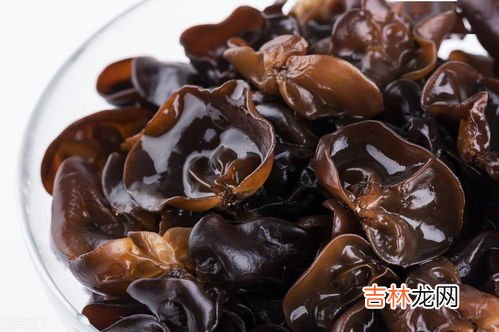 煮熟的木耳4天还能吃吗,黑木耳煮熟放了几天还能吃吗?会导致中毒吗?