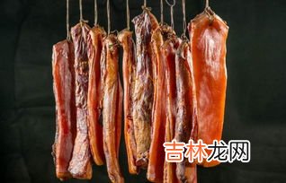 腊肉长蛆用白酒洗一下还会长虫吗,腊肉上长蛆虫怎么办,还能吃吗