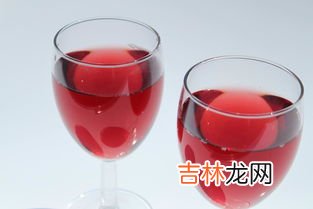 喝红酒的好处和坏处,喝红酒的好处和坏处是什么?