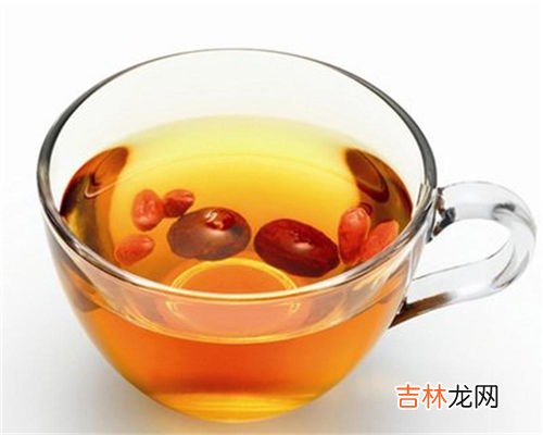 花旗参红枣枸杞泡水喝的功效,红枣枸杞桂圆花旗参泡水喝有什么功效