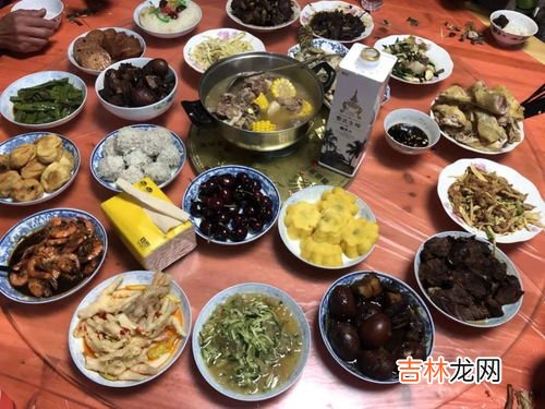 年夜饭由来的传说,春节吃年夜饭的由来