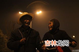 为何85岁老人被要求“证明你妈是你妈”,关于60岁儿子喝酒被85岁妈妈惩罚一事，你有何看法？