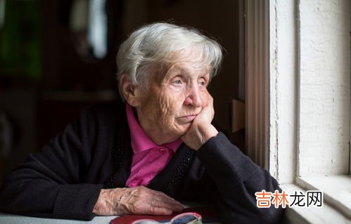 为何85岁老人被要求“证明你妈是你妈”,关于60岁儿子喝酒被85岁妈妈惩罚一事，你有何看法？