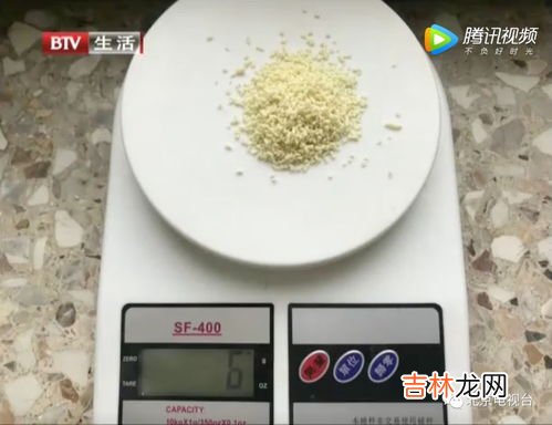 味精和鸡精能在一起使用吗,鸡精味精可以一起放么