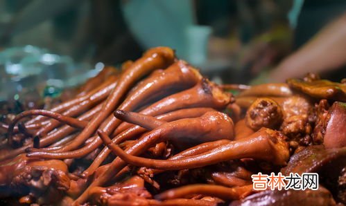 春节为什么吃猪尾巴,2022年年夜饭能吃猪尾巴吗