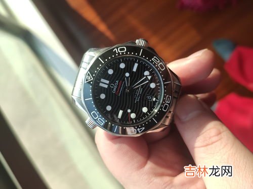 欧米茄手表调整日期,欧米茄手表怎么调日历 欧米茄手表怎么看型号