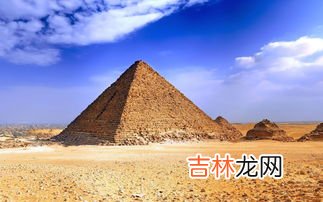 埃及金字塔里面有哪些东西,埃及的金字塔里有什么东西???