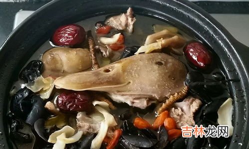 木耳不能和什么同吃,木耳忌什么食物同食用