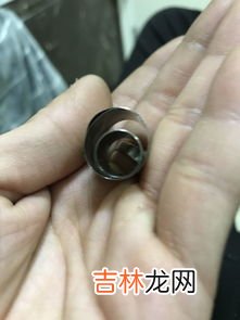 按压式瓶盖怎么缩回去,朗斯化妆品按压的瓶子坏了怎么办