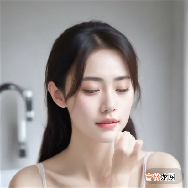 发型 洗面奶哪个牌子好用？温和好用口碑好的洗面奶推荐