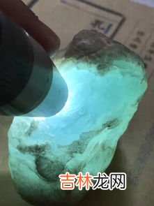 木那翡翠原石特点,缅甸木那翡翠原石特点