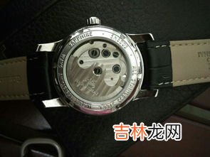 机械表上完发条走一会就停了,我的机械表为什么上了发条后走一会,就不走了，然后一拍又走了，我该怎么办？