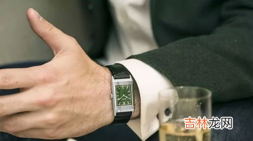 机械表为什么有时快有时慢,为什么手表佩戴一段时间会出现走时快慢呢?
