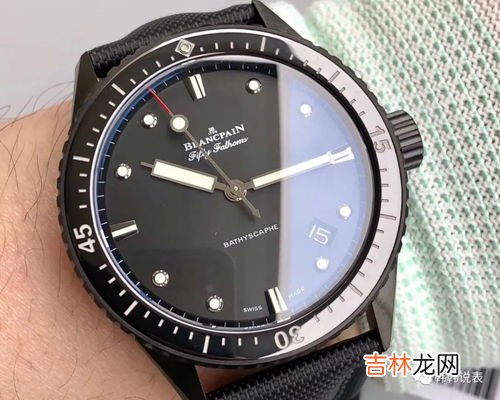 机械手表怎么佩戴手表扣,手表怎么戴