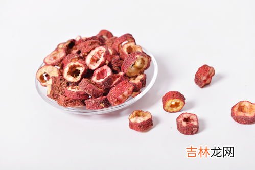 山楂片泡水的功效,山楂泡水喝的五大功效