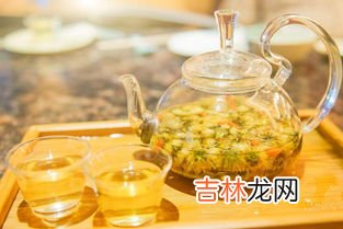 杨梅与枸杞能在一起泡酒吗,杨梅和枸杞子能一起泡酒吗？