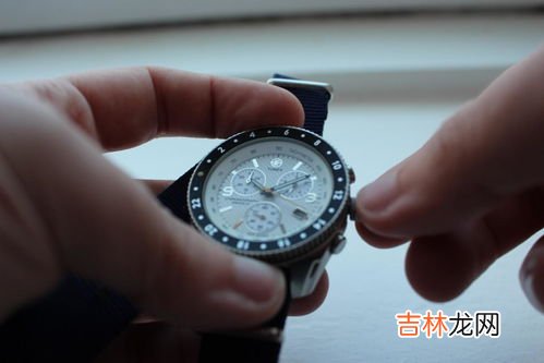 机械表走时快怎么调校,机械表快了怎么调回来
