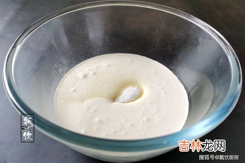 奶油开封后冷藏一个月还能吃吗,淡奶油开封后 冷藏一个月之后还能用吗