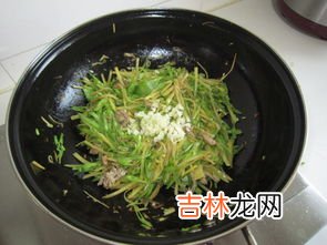 土豆丝八分熟可以吃吗,土豆丝煮几分钟熟 土豆丝煮多久啊