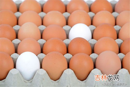 鸡蛋放冰箱里两个月可以吃吗,鸡蛋在冰箱里放了2个月能吃吗
