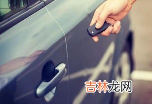 车辆侧翻后没熄火的危害,车辆经过积水比较深的路面，中途没有熄火，慢速通过，会不会有后遗症？