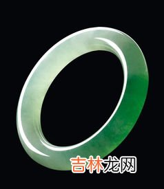 如何选翡翠镯子,一般的翡翠镯子怎么选