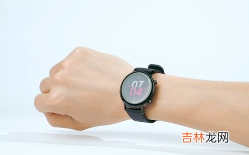 智能手表好还是石英手表好,普通手表和智能穿戴哪个好