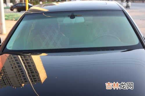 汽车前挡风玻璃需要贴膜吗,汽车挡风玻璃为什么要贴膜?