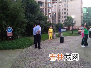 广场舞扰民问题怎么才可以解决,备受诟病的广场舞扰民现象该如何治理呢？治理的难点在哪里？