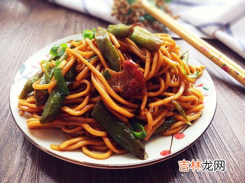豆角焖面一般焖几分钟,豆角焖面几分钟可以熟