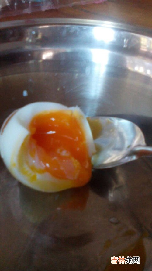 鹅蛋煮多久能煮熟,有腥味没,鹅蛋水开了煮几分钟能熟 煮熟鹅蛋的时间