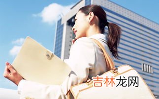 如何选择最适合女性的手表,女士手表买哪一个比较好？