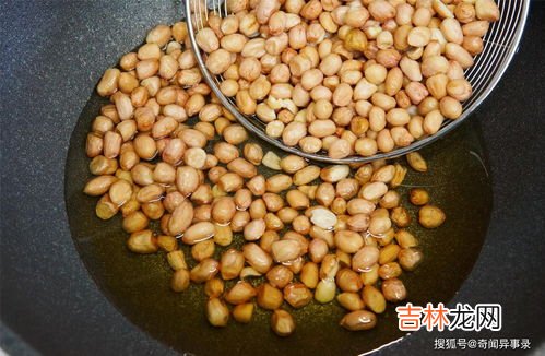 花生受潮不脆了小妙招,花生米时间长了,不脆,有什么办法从新让花生米脆呢?急