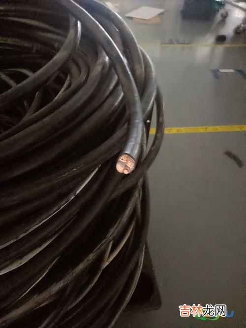 铝合金和不锈钢相比哪种更容易生锈,铝合金跟不锈钢哪个耐腐蚀性强一点？