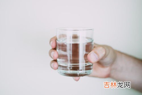 蓝蝴蝶花泡水喝一次几朵好,蓝蝴蝶花泡水喝的功效与危害 蓝蝴蝶花泡水喝的功效与危害有哪些