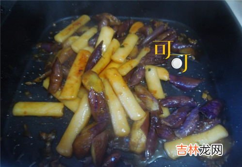 狗肉可以和茄子一起吃吗,茄子能和狗肉一起吃吗?