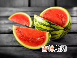 西瓜可以和牛奶一起吃吗,西瓜和牛奶可以一起吃吗？
