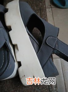 米色鞋子被擦破了皮怎么补救,米白色皮鞋划破一点皮怎么修复