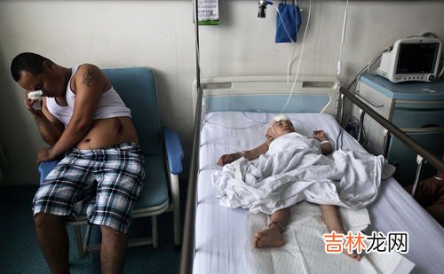 3岁女童喊脚疼被确诊癌症晚期,肺癌晚期了脚痛得很厉害是什么原因
