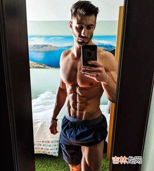 练腹肌应该吃什么,练腹肌期间吃什么食物和水有助于腹肌