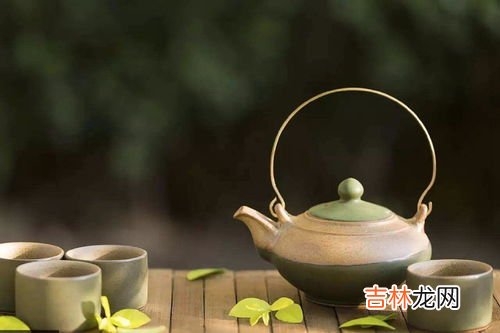 喝茶时应当喝什么温度的芭芭农场,喝茶时,人口感最好的温度是多少?就是茶水在多少度时,人的口感最佳?