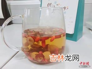 茶杯内的茶垢如何去除,怎么去除水杯里的茶渍