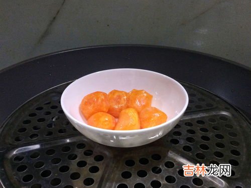鸡蛋可以和南瓜一起吃吗,南瓜和鸡蛋能一起吃吗 鸡蛋不能和什么一起吃