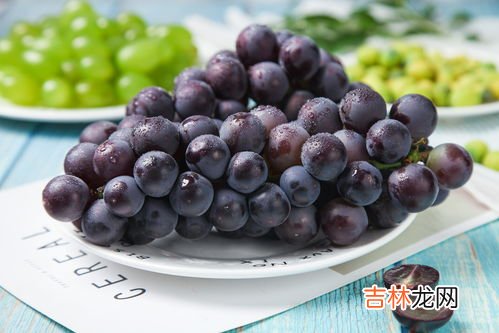 鸡肝可以和葡萄一起吃吗,吃了猪肝能吃橘子吗