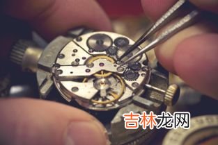 手表镜面划痕修复最佳方法,手表表面若是出现划痕,用什么方法可以去除?