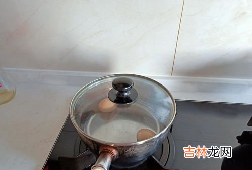 鸡蛋可以和玉米一起吃吗,玉米和鸡蛋可以同时吃吗?_