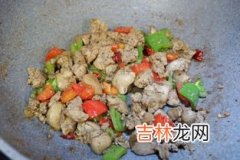 鸡肝不能和什么一起吃,鸡肝和黄豆能一起吃吗