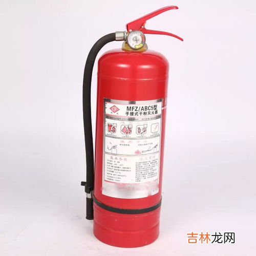 灭火器的喷射口应该对准火焰的哪个部位,用灭火器灭火时灭火器的喷射口应该对准火焰的什么部位